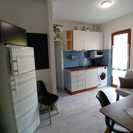 Apartament Casa Paradise 2 *